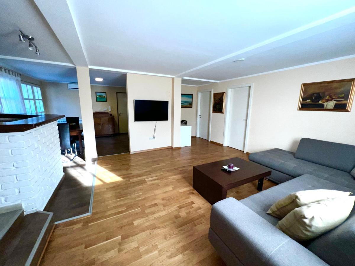 Central Park Residence Белград Екстериор снимка